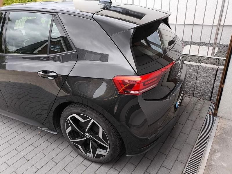 Gebraucht VW ID.3 Pure 110 kW (150 PS) 2021 Schwarz Kleinwagen