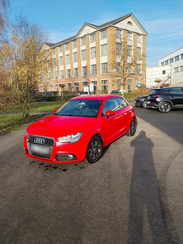 Second-hand Audi A1 105 CP (77 kW) 2012 Roșu Hatchback