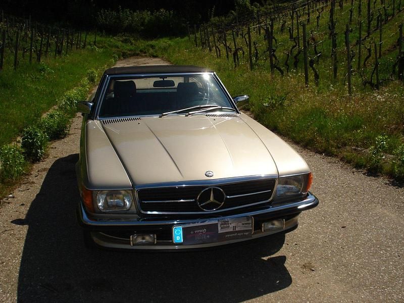 Silber Gebraucht 1988 Mercedes SL300 Cabrio | 41.200 € - Bild 1/4