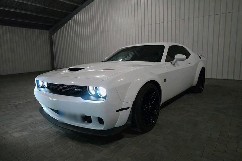 Weiß Gebraucht 2020 Dodge Challenger Coupé | 45.000 € (Teuer) - Bild 1/4