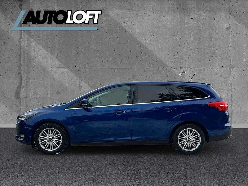 Gebraucht Ford Focus 125 PS (91 kW) 2017 Blau Kombi