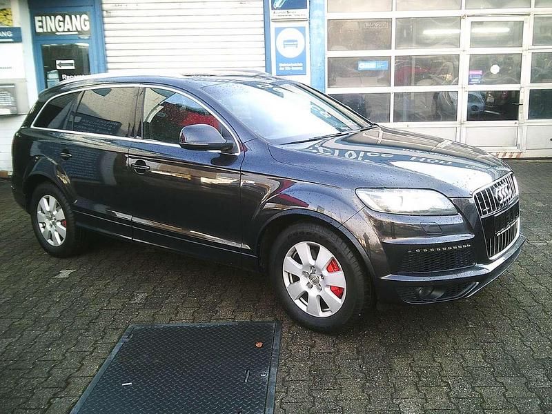 Lavagrau perleffekt Gebraucht 2011 Audi Q7 Advanced SUV | 19.900 € (Fairer Preis) - Bild 1/4