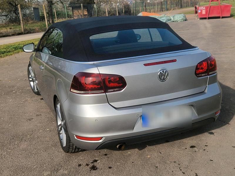 Gebraucht VW Golf 105 PS (77 kW) 2011 Silber Cabrio