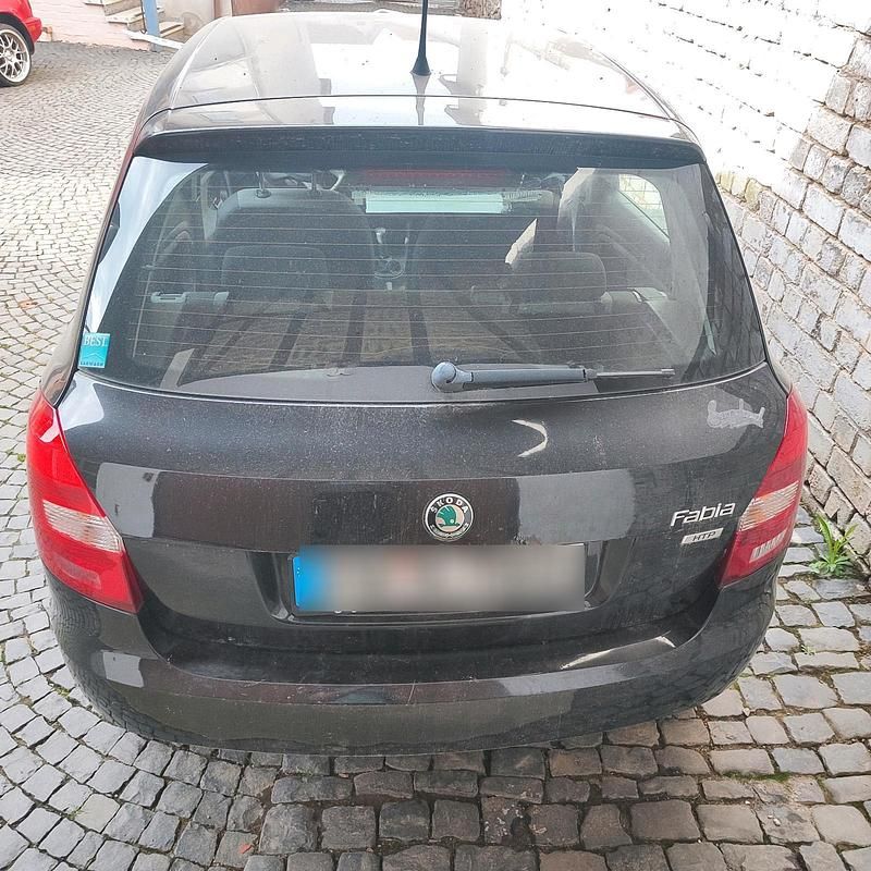 Gebraucht Skoda Fabia 60 PS (44 kW) 2011 Schwarz Kleinwagen