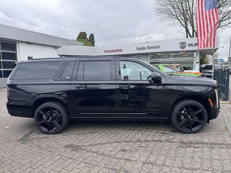 Neu Cadillac Escalade 426 PS (313 kW) 2026 Black raven SUV