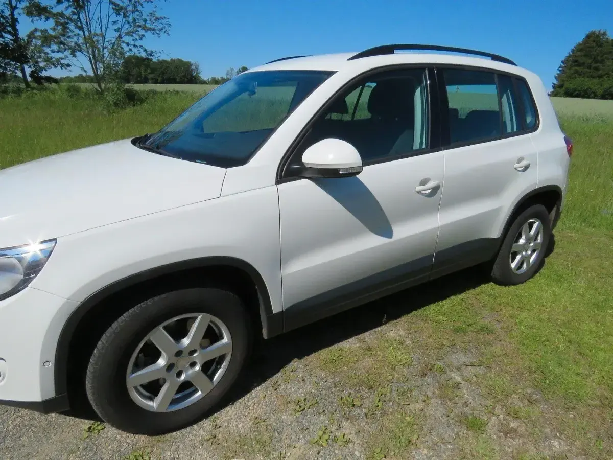Gebraucht VW Tiguan Trendline 150 PS (110 kW) 2011 Weiß SUV