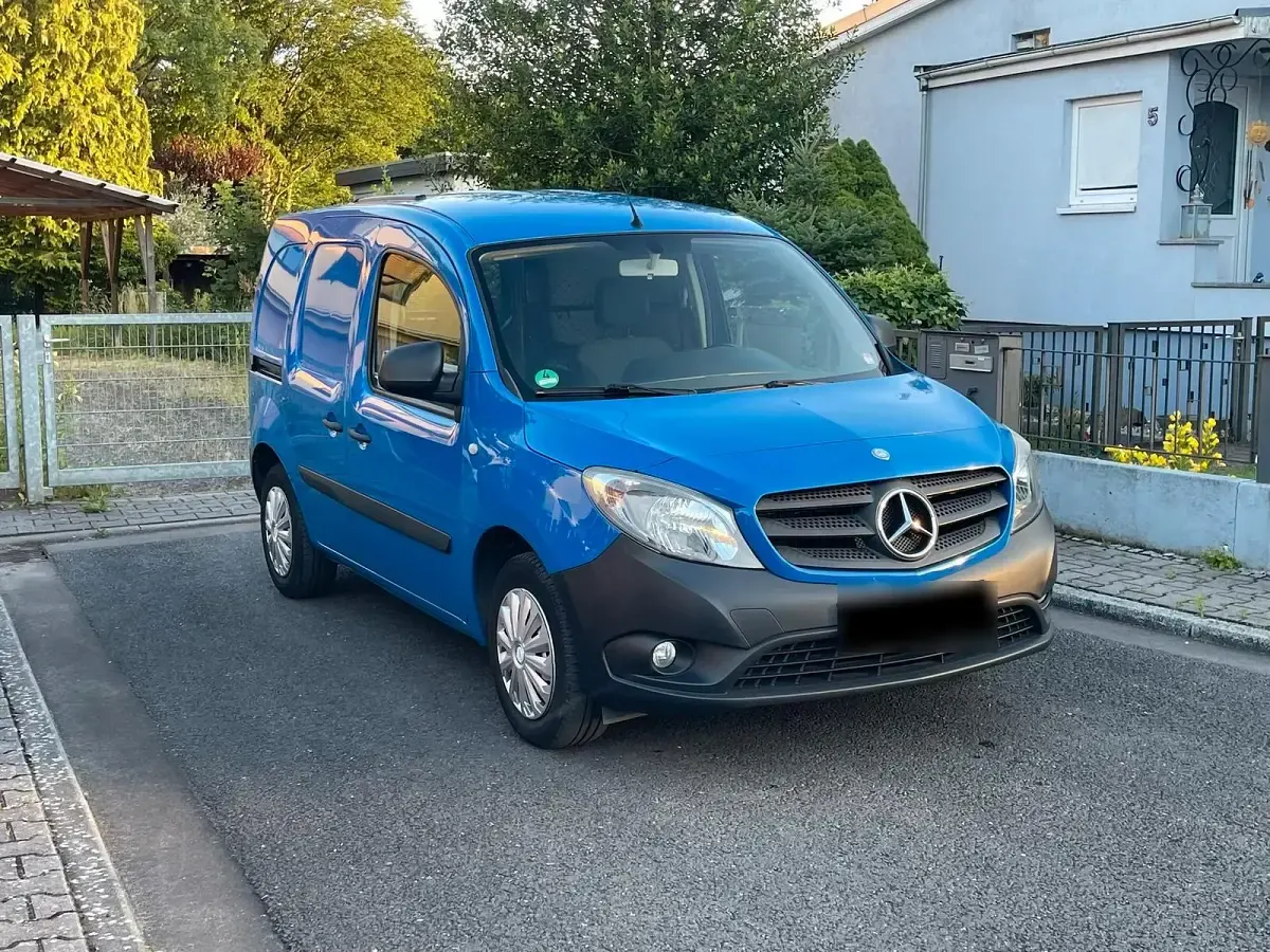 Gebraucht Mercedes Citan 109 90 PS (66 kW) 2014 Blau Van / Kleinbus