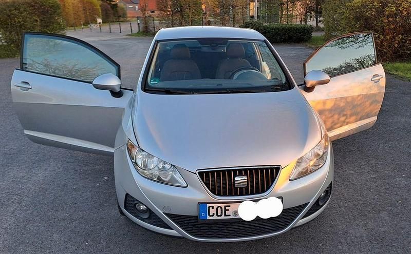 Gebraucht Seat Ibiza Copa 69 PS (50 kW) 2011 Silber Kleinwagen