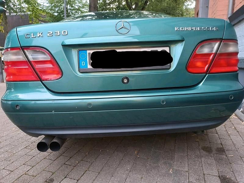 Gebraucht Mercedes CLK230 193 PS (141 kW) 1997 Grün Coupé