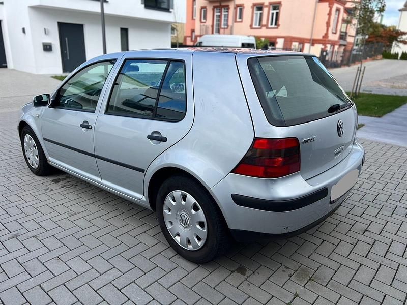 Gebraucht VW Golf IV 75 PS (55 kW) 2003 Silber Limousine
