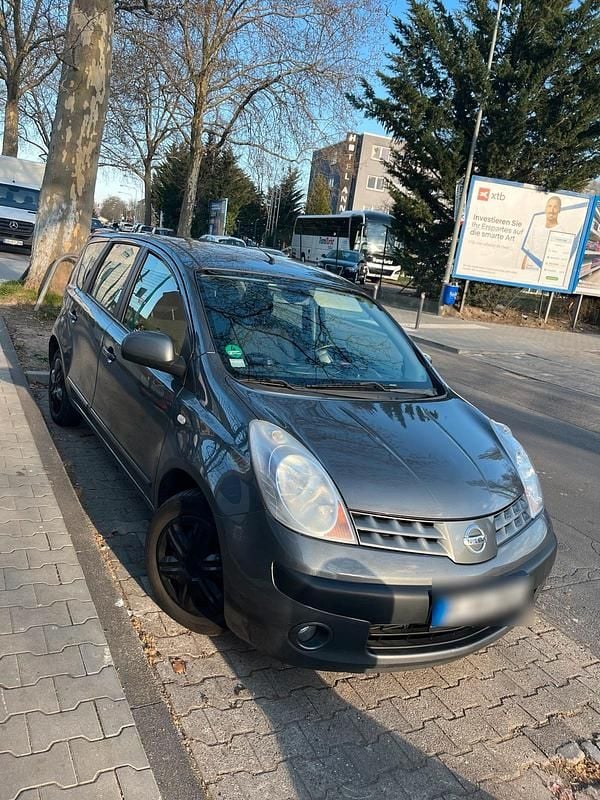 Grau Gebraucht 2007 Nissan Note Van / Kleinbus | 2.500 € (Etwas zu teuer) - Bild 1/4