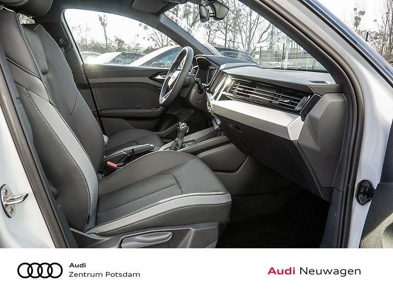 Neu Audi A1 Sport 116 PS (85 kW) 2025 Gletscherweiss Kleinwagen