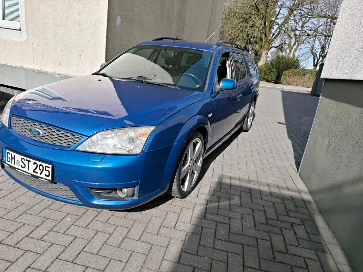 Gebraucht Ford Mondeo 226 PS (166 kW) 2003 Blau Kombi