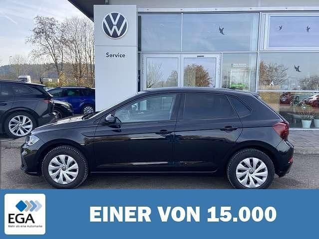 Gebraucht VW Polo Life 95 PS (69 kW) 2022 Schwarz metallic Kleinwagen