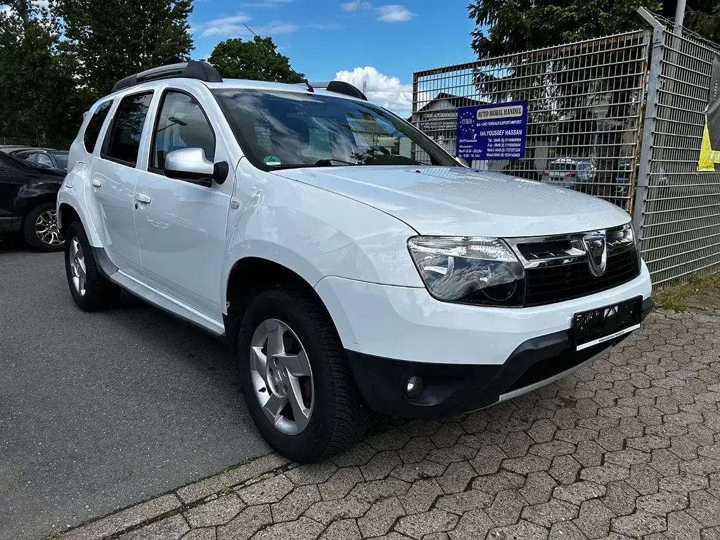 Gebraucht Dacia Duster Lauréate 107 PS (78 kW) 2014 Weiß SUV