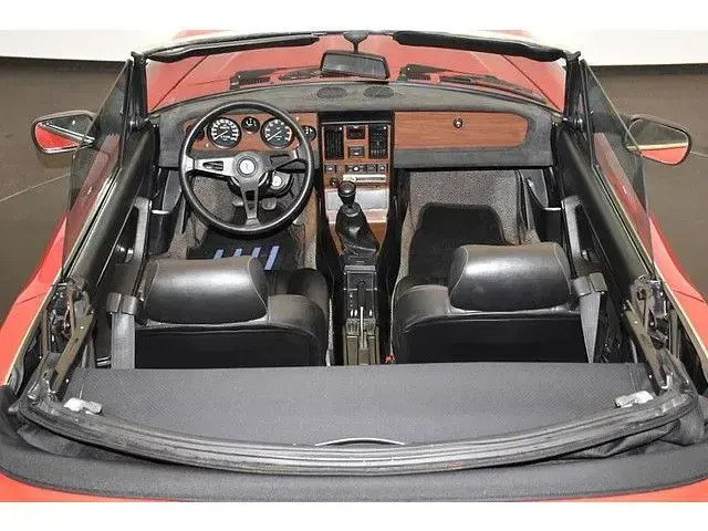 Gebraucht Fiat 124 Spider 105 PS (77 kW) 1983 Rot Cabrio