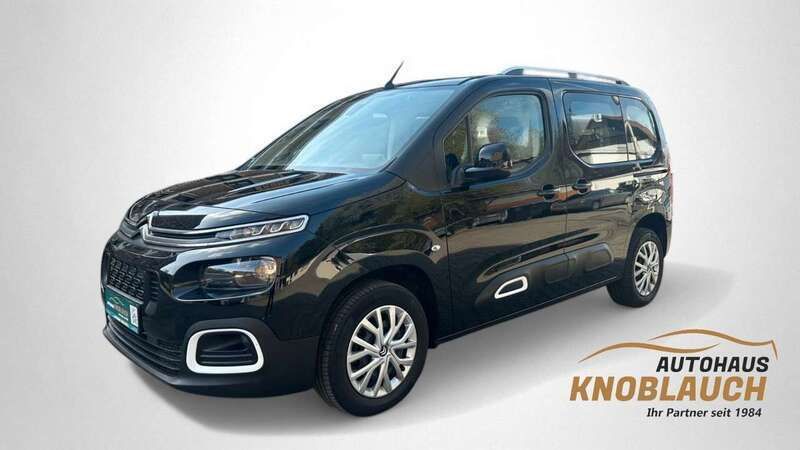 Schwarz Gebraucht 2021 Citroën Berlingo Feel Van / Kleinbus | 19.990 € (Fairer Preis) - Bild 1/3