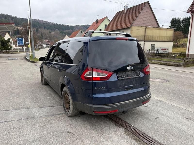 Gebraucht Ford Galaxy 140 PS (102 kW) 2008 Blau Van / Kleinbus