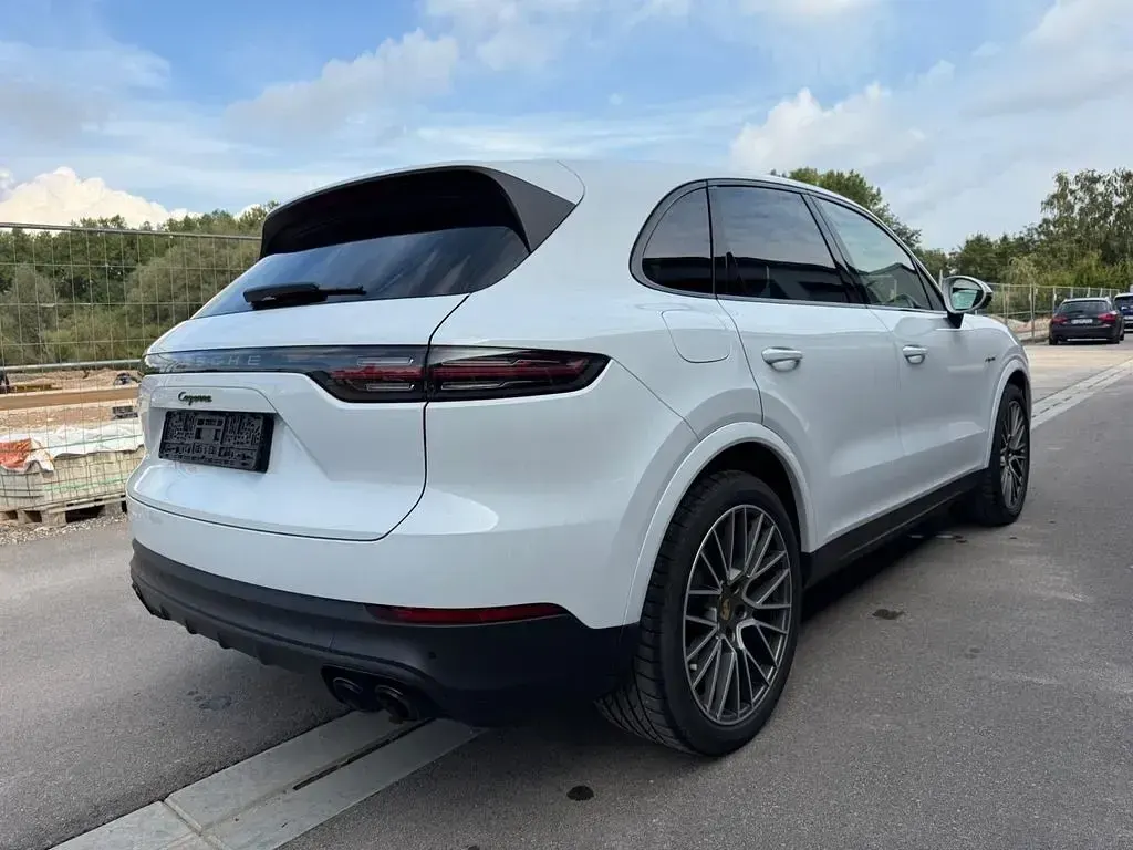 Gebraucht Porsche Cayenne Platinum Edition 462 PS (339 kW) 2023 Weiß SUV