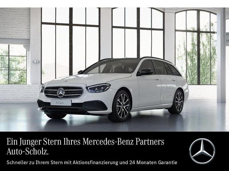 Weiß Gebraucht 2024 Mercedes E220 Avantgarde Limousine | 43.887 € (Fairer Preis) - Bild 1/3