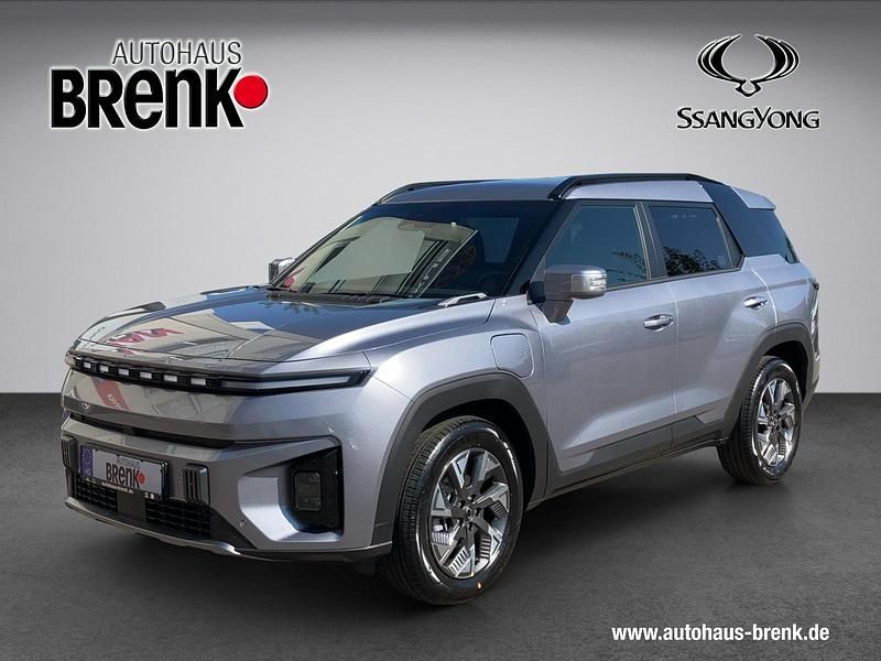 Grau Neu 2025 Ssangyong Torres EVX SUV | 40.650 € - Bild 1/3