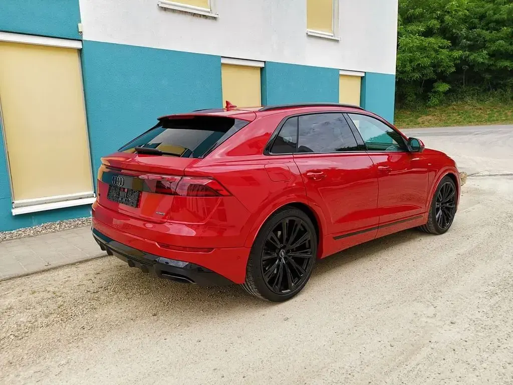 Neu Audi Q8 Sport 286 PS (210 kW) 2026 Rot SUV