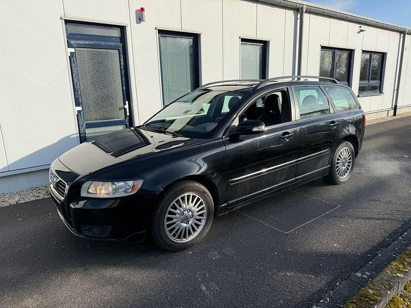 Schwarz Gebraucht 2007 Volvo V50 Momentum Kombi | 1.850 € (Guter Preis) - Bild 1/4