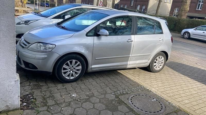 Gebraucht VW Golf VI 140 PS (102 kW) 2008 Silber Kleinwagen