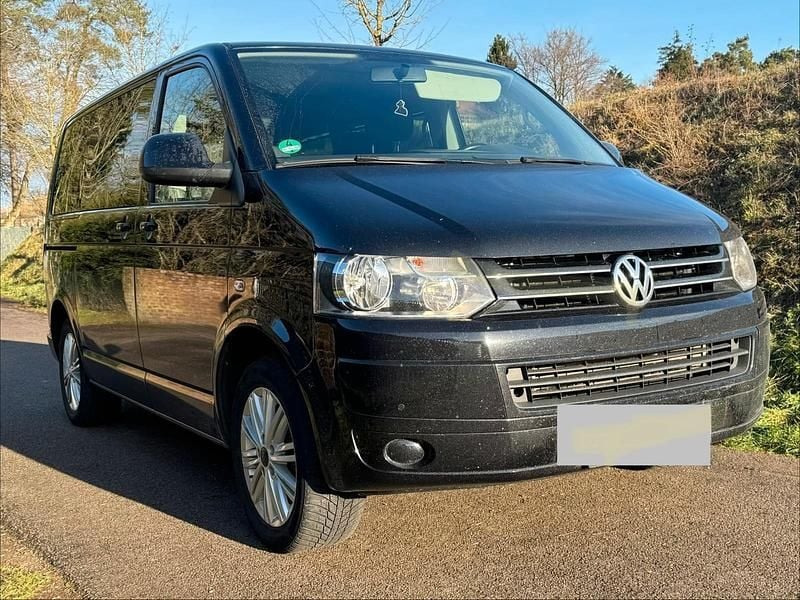 Schwarz Gebraucht 2015 VW Multivan Van | 21.950 € (Superpreis) - Bild 1/4
