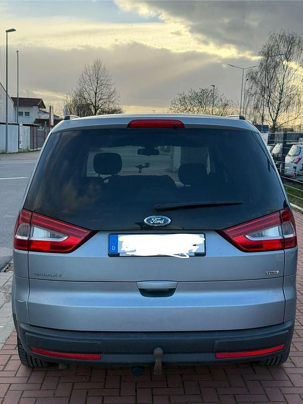 Gebraucht Ford Galaxy 140 PS (102 kW) 2010 Van / Kleinbus
