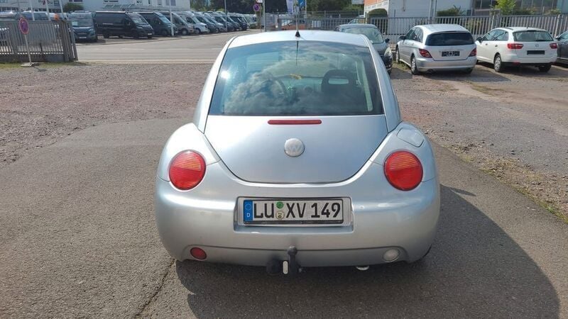 Gebraucht VW New Beetle 90 PS (66 kW) 1999 Silber Kleinwagen