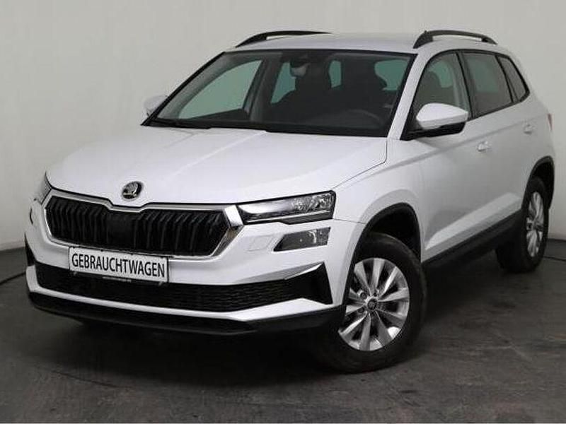 Gebraucht Skoda Karoq Selection 150 PS (110 kW) 2025 Weiß, moonweiss metallic (2y) (metallic) SUV