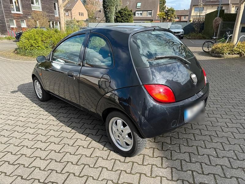 Gebraucht Ford Ka 60 PS (44 kW) 2002 Schwarz Kleinwagen