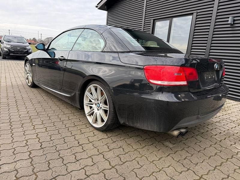 Gebraucht BMW 330 Cabriolet 272 PS (200 kW) 2008 Schwarz Cabrio