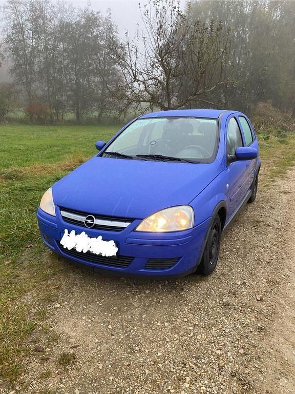 Blau Gebraucht 2005 Opel Corsa Limousine | 2.400 € (Etwas zu teuer) - Bild 1/4