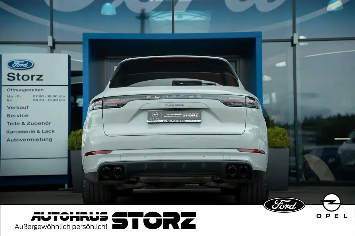 Gebraucht Porsche Cayenne Platinum Edition 462 PS (339 kW) 2022 Grau SUV