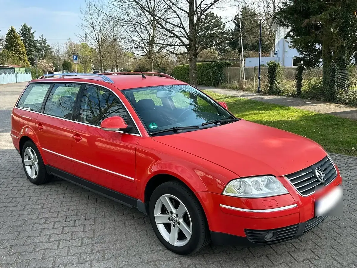 Second-hand VW Passat 163 CP (119 kW) 2005 Roșu Break