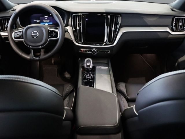 Gebraucht Volvo S60 Plus 197 PS (144 kW) 2024 Grau Limousine