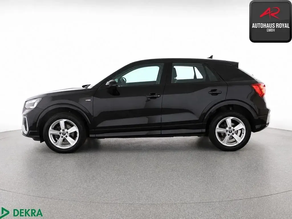 Gebraucht Audi Q2 S-Line 150 PS (110 kW) 2024 Schwarz SUV