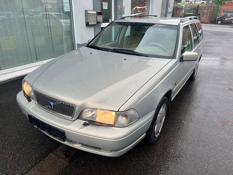 Gebraucht Volvo V70 170 PS (125 kW) 2000 Grau Kombi