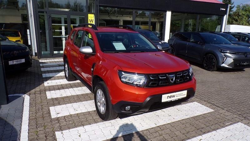 Orange arizona (metallic) Gebraucht 2022 Dacia Duster Expression SUV | 16.990 € (Guter Preis) - Bild 1/4