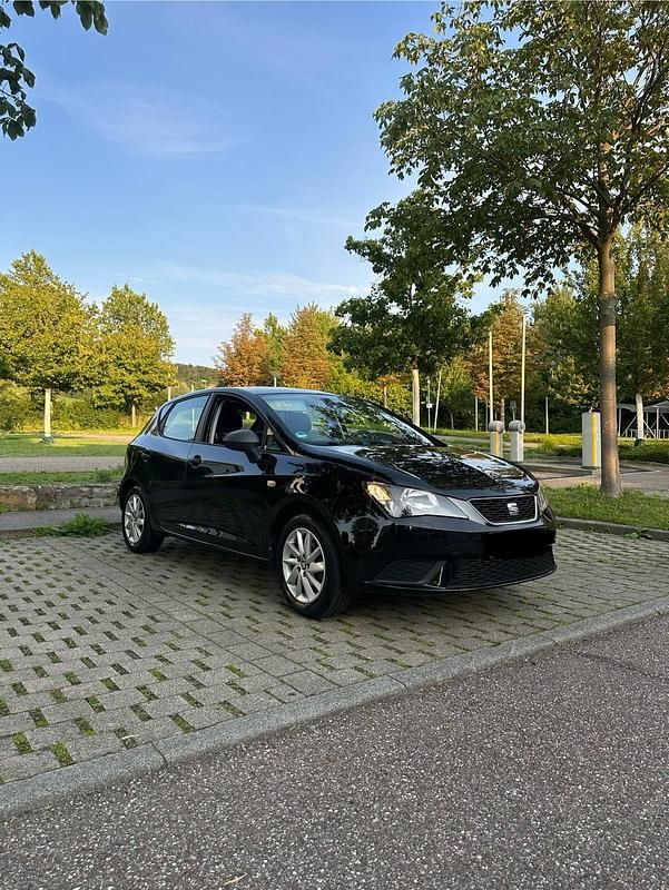 Schwarz Gebraucht 2016 Seat Ibiza Kleinwagen | 6.990 € (Fairer Preis) - Bild 1/4