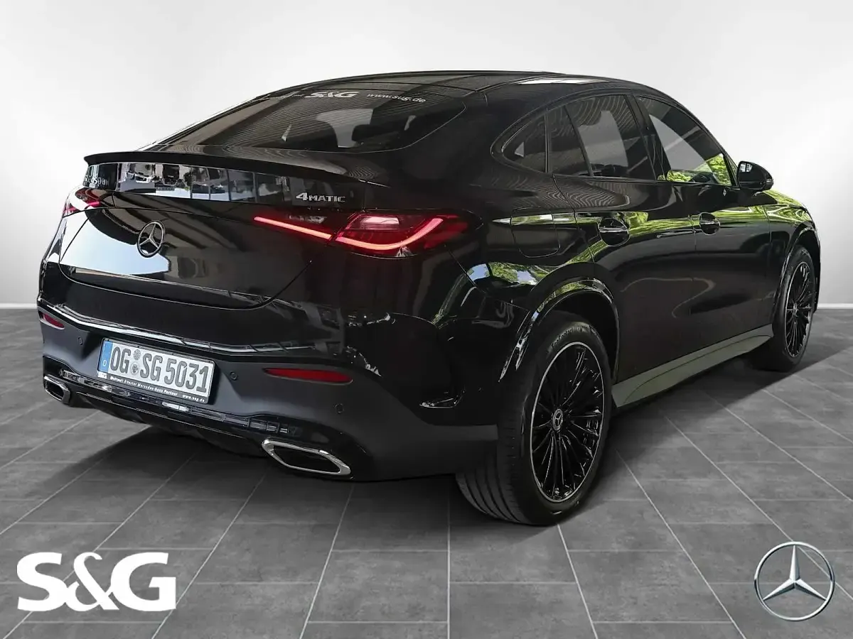 Gebraucht Mercedes GLC450 AMG 367 PS (269 kW) 2025 Metalliclack obsidianschwarz SUV