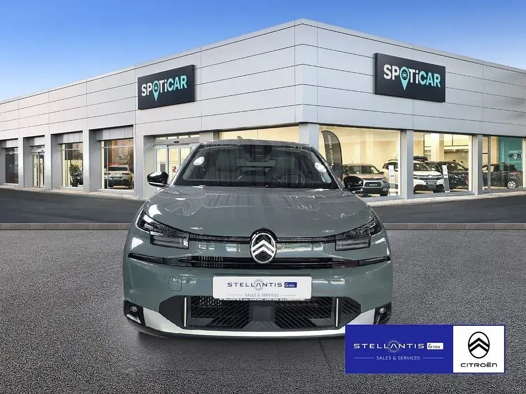 Neu Citroën C4 136 PS (100 kW) 2026 Grün SUV
