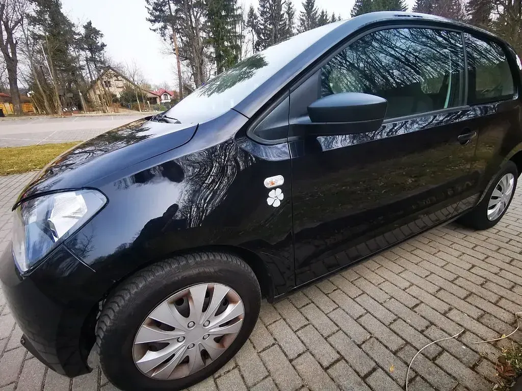 Używany Seat Mii Reference 60 KM (44 kW) 2013 Czarny Hatchback