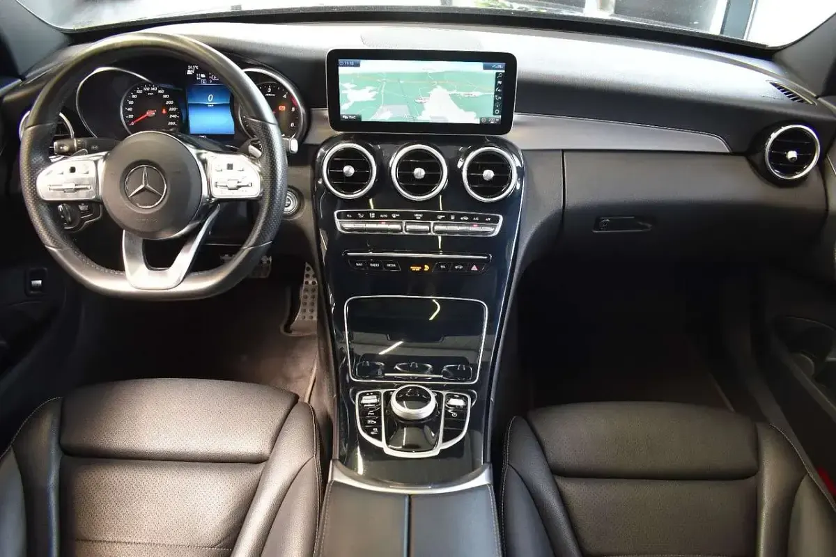 Gebraucht Mercedes C300e AMG line 306 PS (225 kW) 2020 Schwarz Limousine