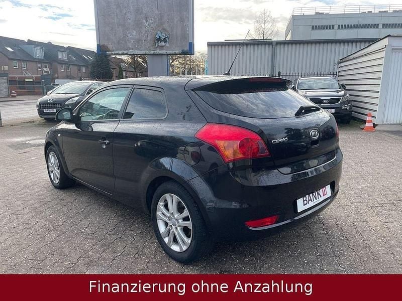 Gebraucht Kia ProCeed LX 126 PS (92 kW) 2008 Schwarz Limousine