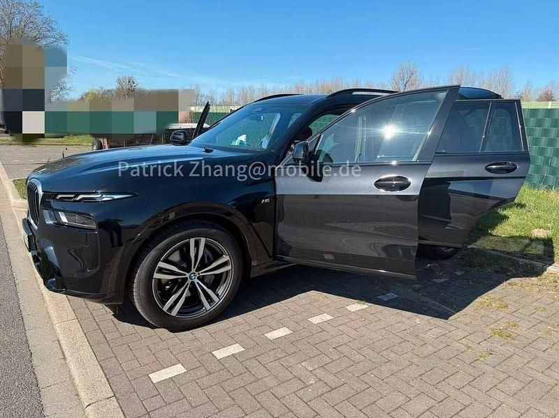 Gebraucht BMW X7 Efficient Dynamics 352 PS (258 kW) 2025 Schwarz SUV