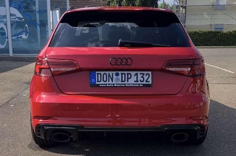 Gebraucht Audi RS3 Ambiente 400 PS (294 kW) 2019 Limousine