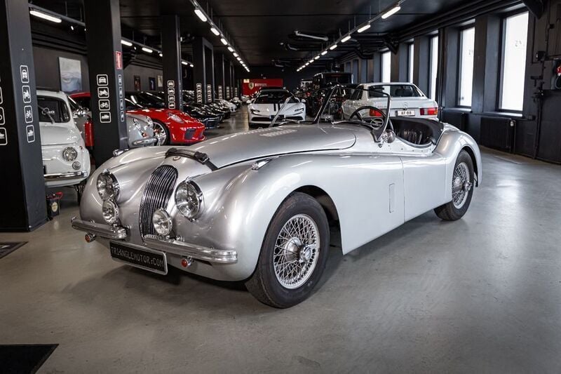Gebraucht Jaguar XK 209 PS (153 kW) 1952 Silber Cabrio